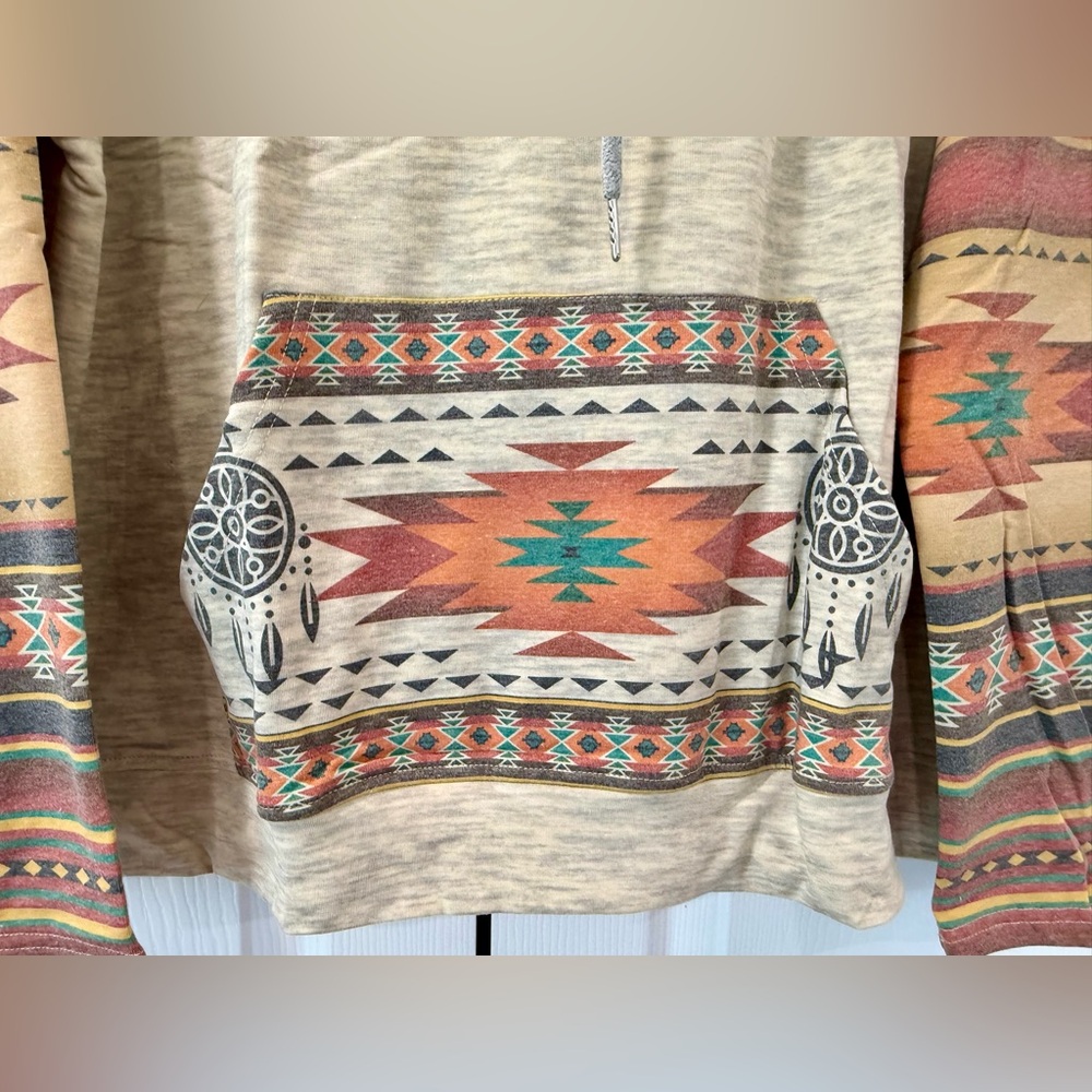 American Bling Southwestern Pattern Tan Hoodie Sweatshirt with Aztec Print “NWT” - Picture 3 of 7